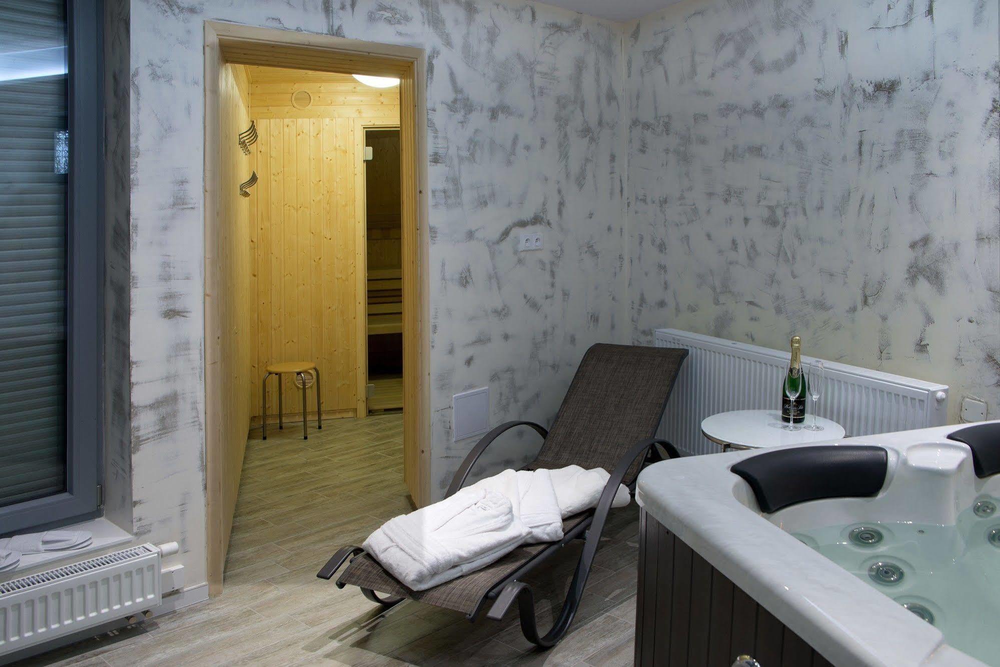 Koruna 4* Chlumec nad Cidlinou